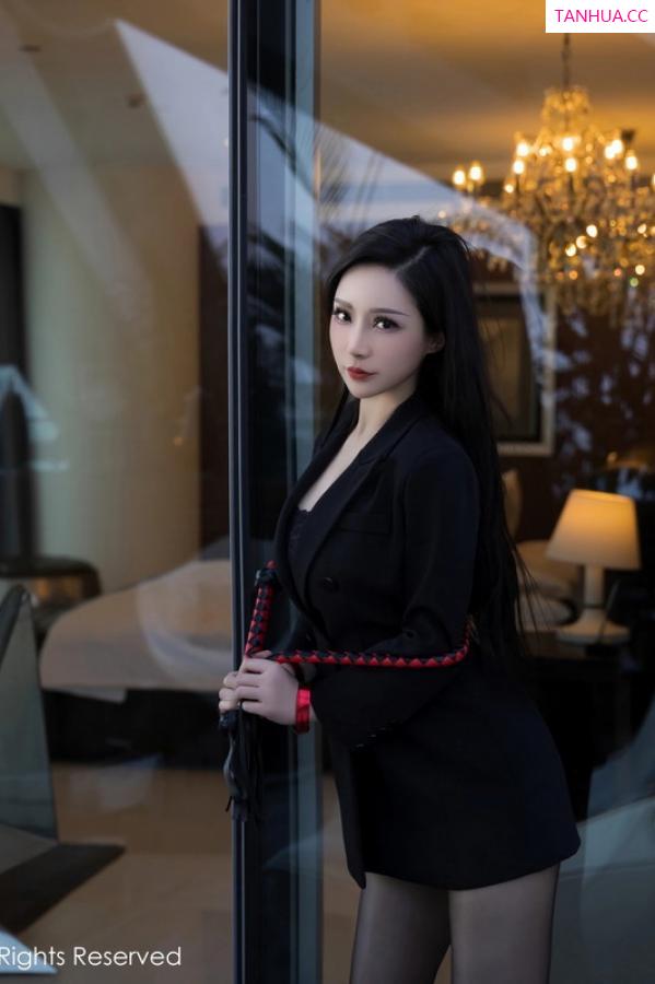   [XiuRen]高清写真图 2023.02.21 No.6294 大琪琪Emily 新人黑丝第10张图片